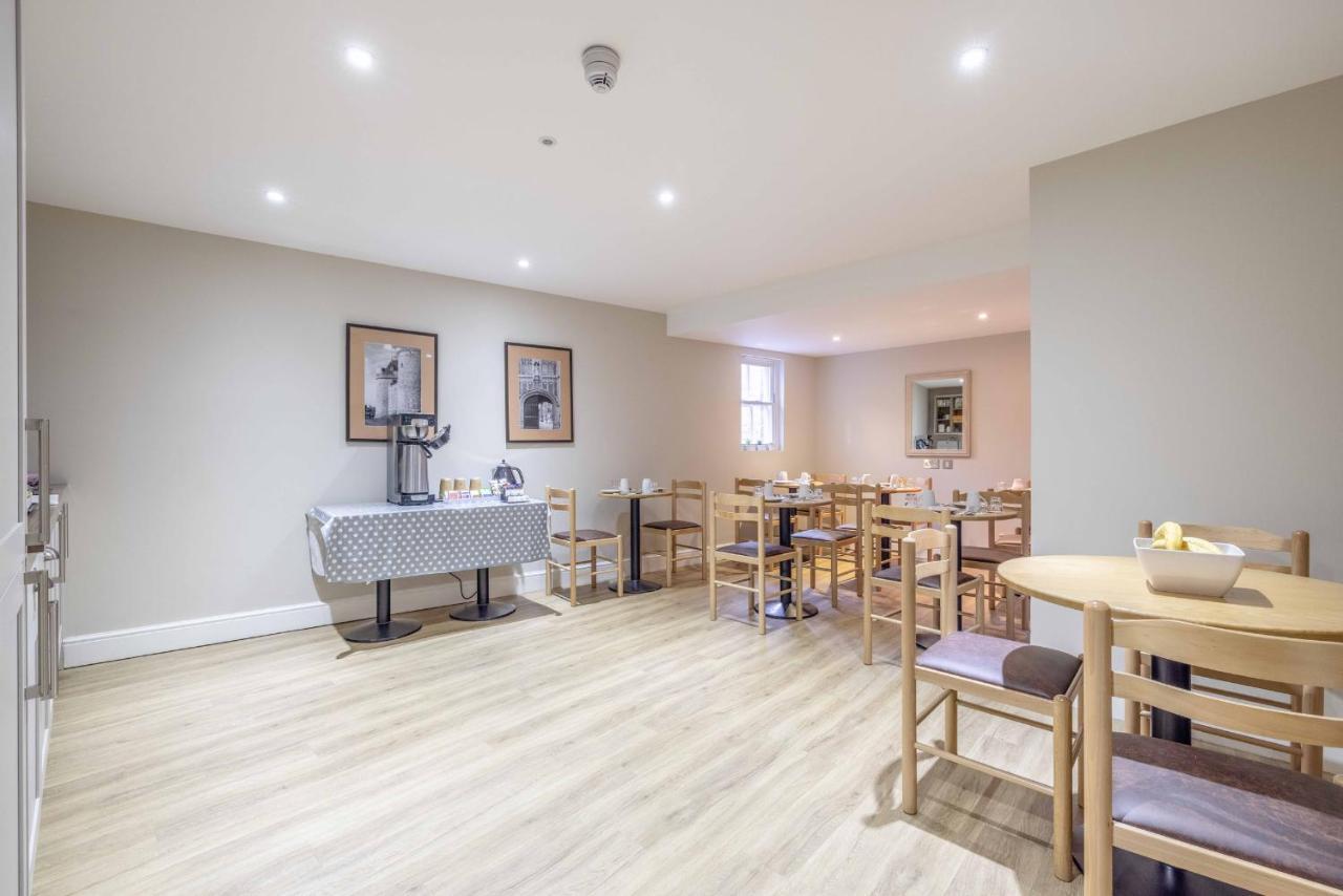 Goswell House Hotel Central ウィンザー エクステリア 写真